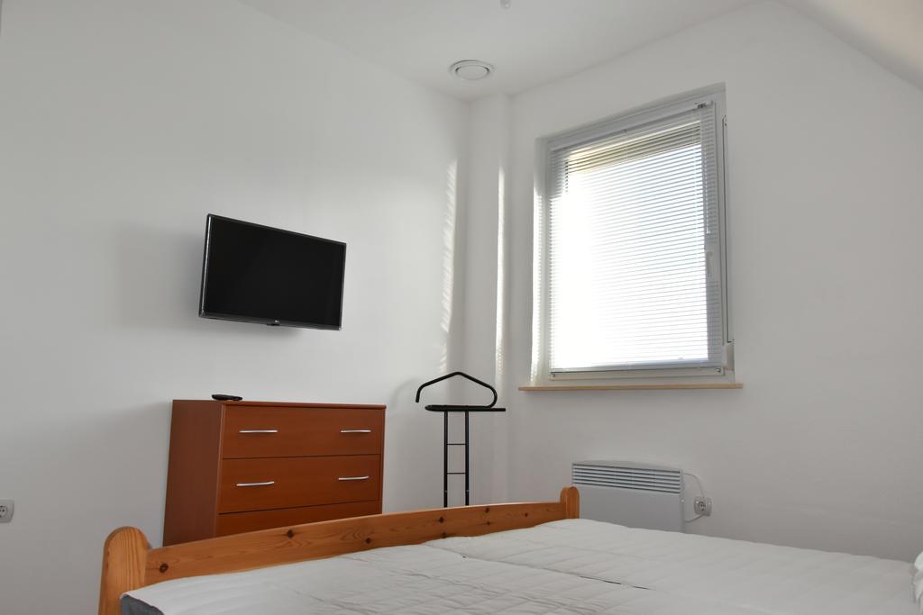 Csevi Apartmanhaz Mezokovesd Luaran gambar
