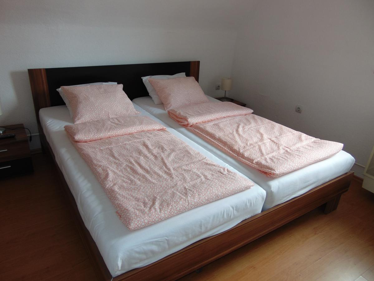 Csevi Apartmanhaz Mezokovesd Luaran gambar